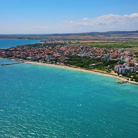 Family Summer Hotel