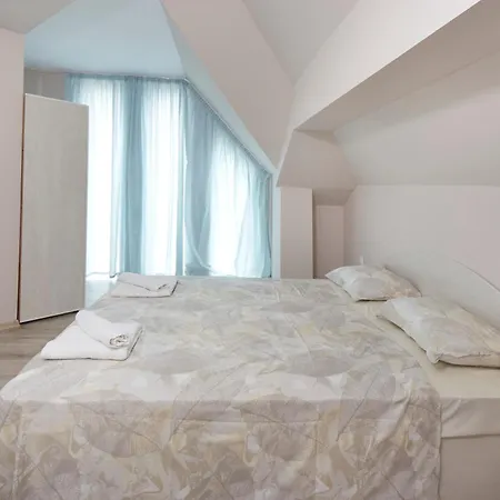 Family Summer Szálloda