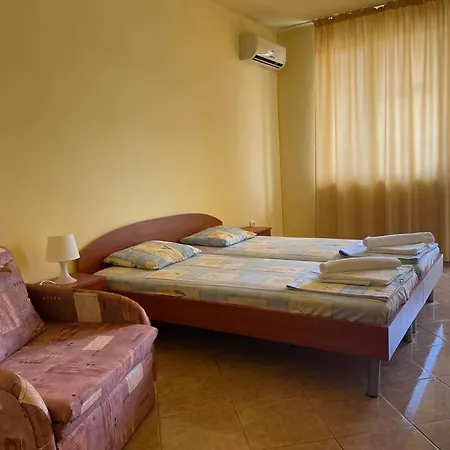 Hotel Family Summer Rawda