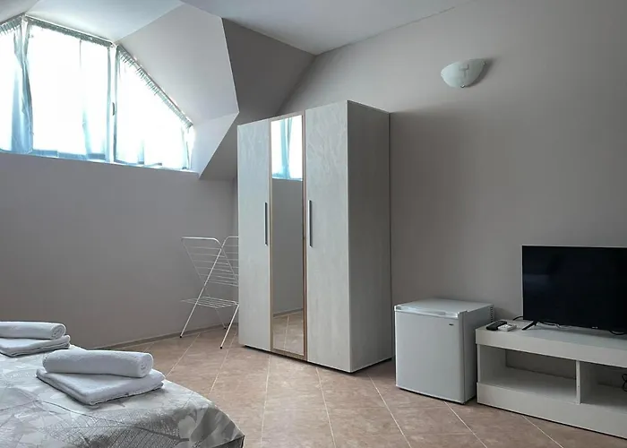 Hotel Family Summer Rawda