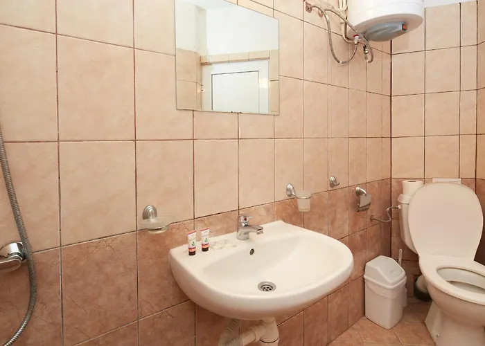 Family Summer Hotel 2*