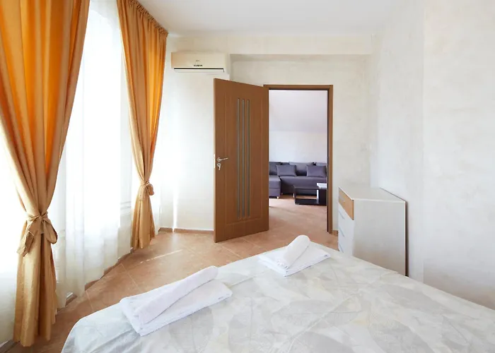 Family Summer Hotel Rawda