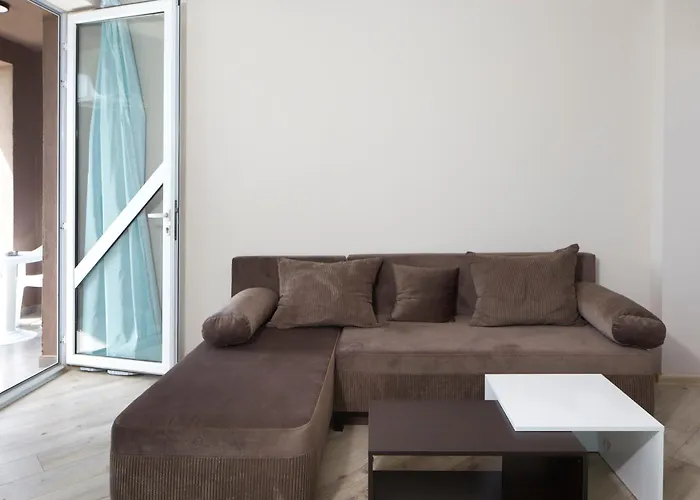 Hotel Family Summer Rawda